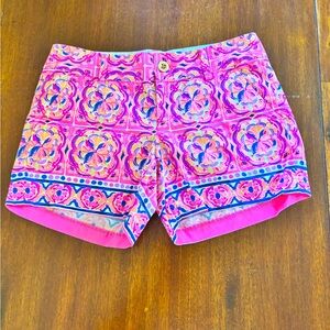Lilly Pulitzer Callahan shorts pink "Fusion Rock House Engineered" print size 2